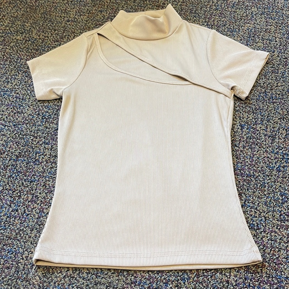 Great condition tan/nude top XS